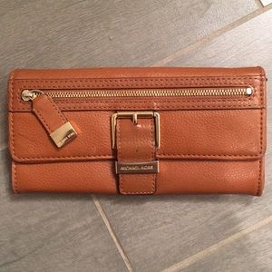 Michael Kors Buck Front Full Size Wallet - Tan